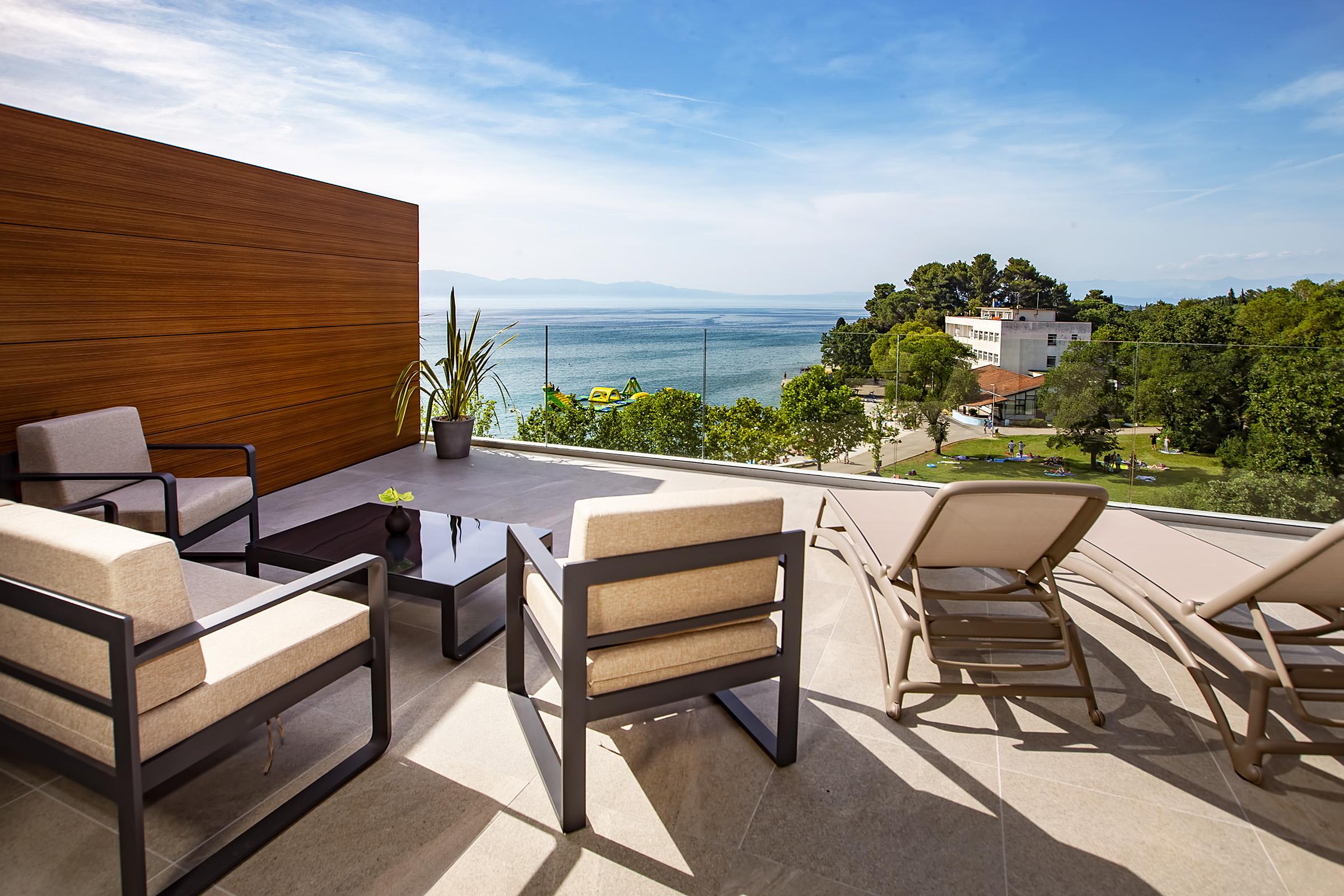 Luxury Hotel Riva Malinska Exterior foto View from the hotel