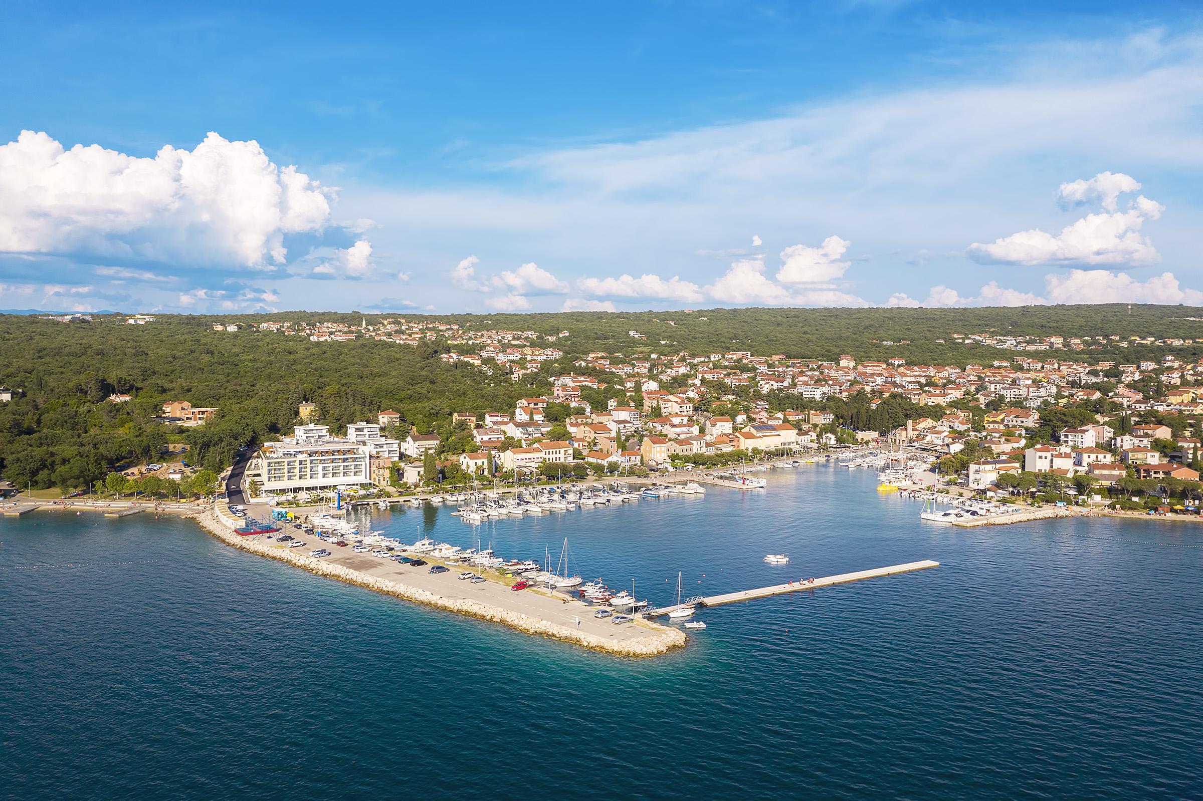 Luxury Hotel Riva Malinska Exterior foto Jelsa