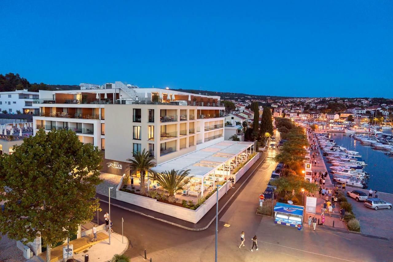 Luxury Hotel Riva Malinska Exterior foto The Port of Trogir