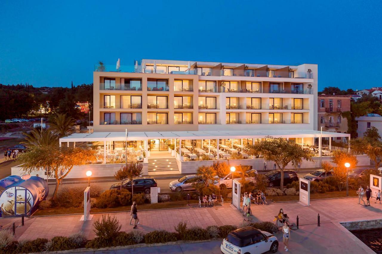 Luxury Hotel Riva Malinska Exterior foto